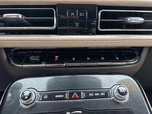 Used 2022 Lincoln Nautilus Reserve w/ Equipment Group 201A image 53