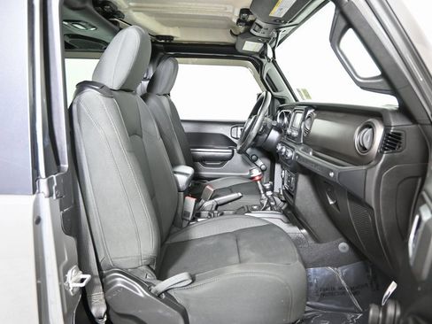Used 2020 Jeep Wrangler Sport image 14