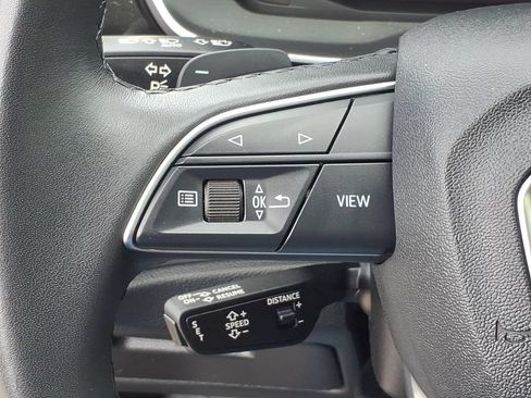 Used 2025 Audi Q3 2.0T Premium AWD/4WD image 17