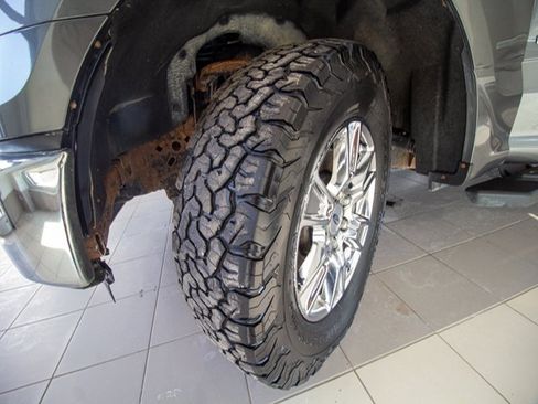 Used 2015 Ford F150 XLT w/ Equipment Group 302A Luxury image 23