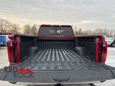 New 2026 GMC Sierra 2500 SLT w/ SLT Premium Package image 9