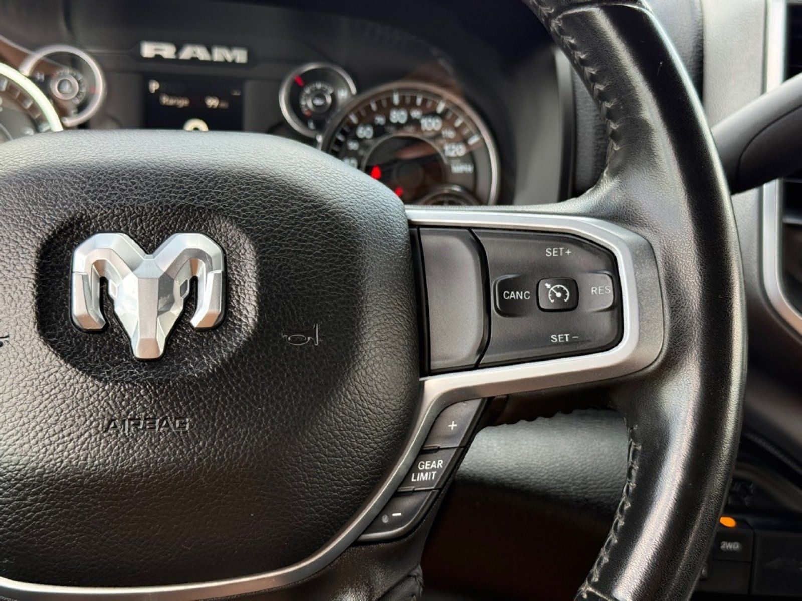 Used 2024 RAM 3500 Big Horn AWD/4WD image 21