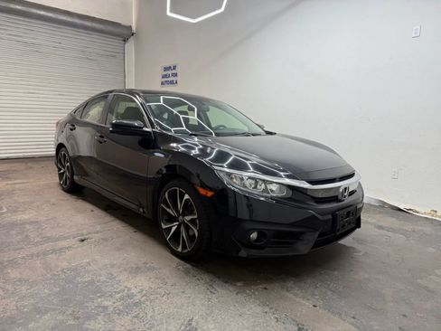 Used 2018 Honda Civic EX-L image 1