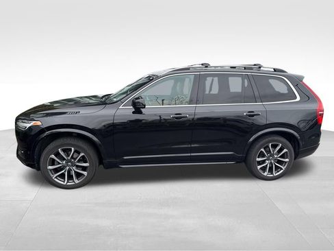 Used 2017 Volvo XC90 T6 Momentum w/ Vision Package image 2