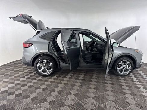 Used 2025 Ford Escape ST-Line image 16