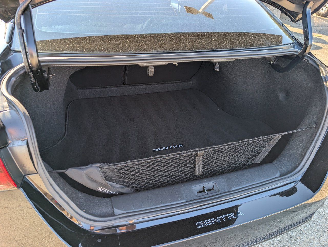 Certified 2025 Nissan Sentra SV w/ Trunk Package FWD image 28