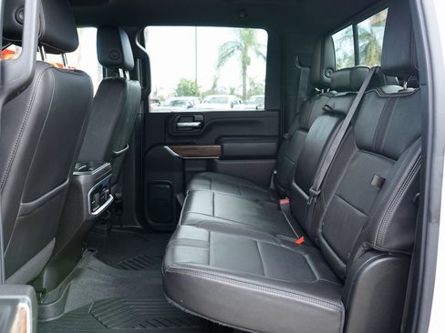 Used 2022 Chevrolet Silverado 2500 High Country w/ Z71 Off-Road Package image 39