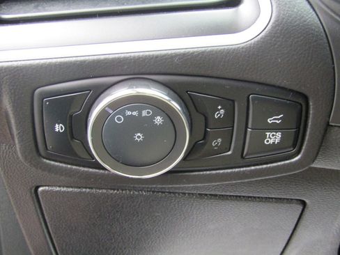 Used 2024 Ford Edge SEL w/ Convenience Package image 20