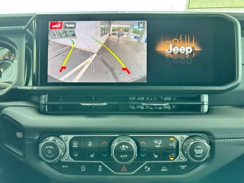 New 2025 Jeep Wrangler Sahara AWD/4WD image 18