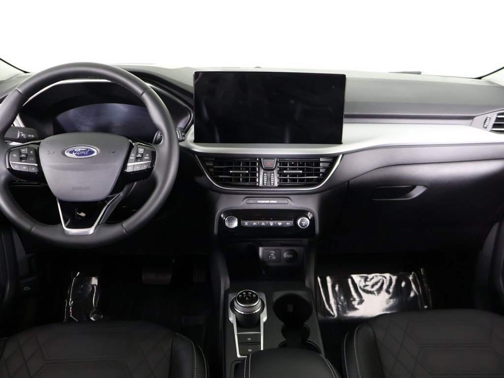 Used 2023 Ford Escape Platinum w/ Premium Technology Package AWD/4WD image 41