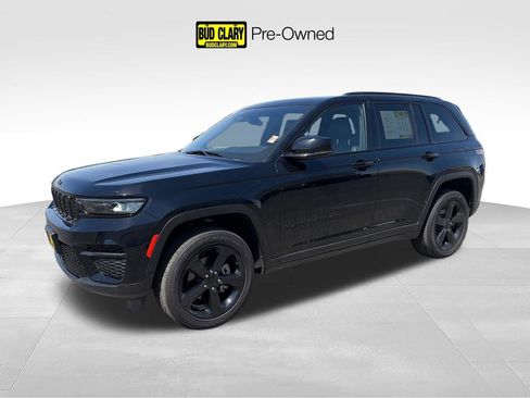 Used 2023 Jeep Grand Cherokee Altitude AWD/4WD image 1