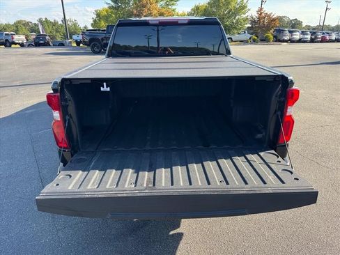 Used 2021 Chevrolet Silverado 1500 RST AWD/4WD image 10