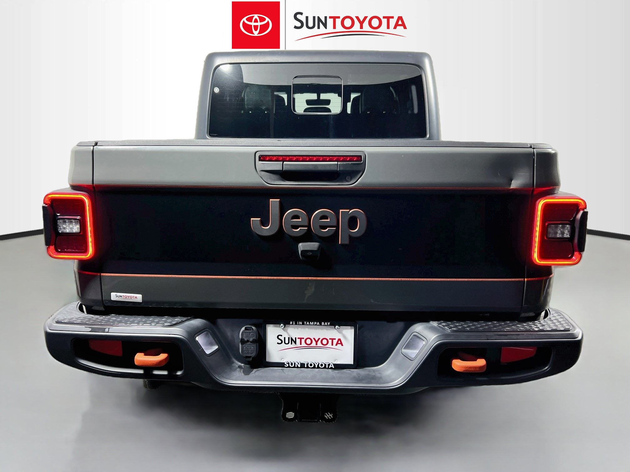 Used 2020 Jeep Gladiator Mojave AWD/4WD image 5