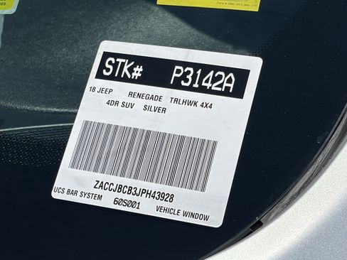 Used 2018 Jeep Renegade Trailhawk AWD/4WD image 32