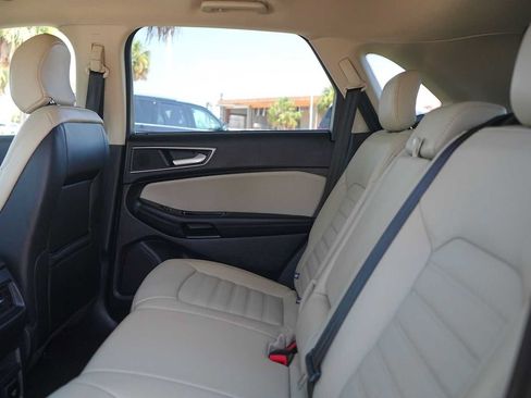 Used 2018 Ford Edge SEL w/ Equipment Group 201A FWD image 14