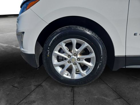 Used 2021 Chevrolet Equinox LT FWD image 14