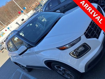 Used 2023 Hyundai Venue SEL