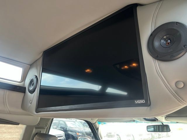 Used 2022 GMC Savana 2500 w/ Enhanced Convenience Package RWD image 13