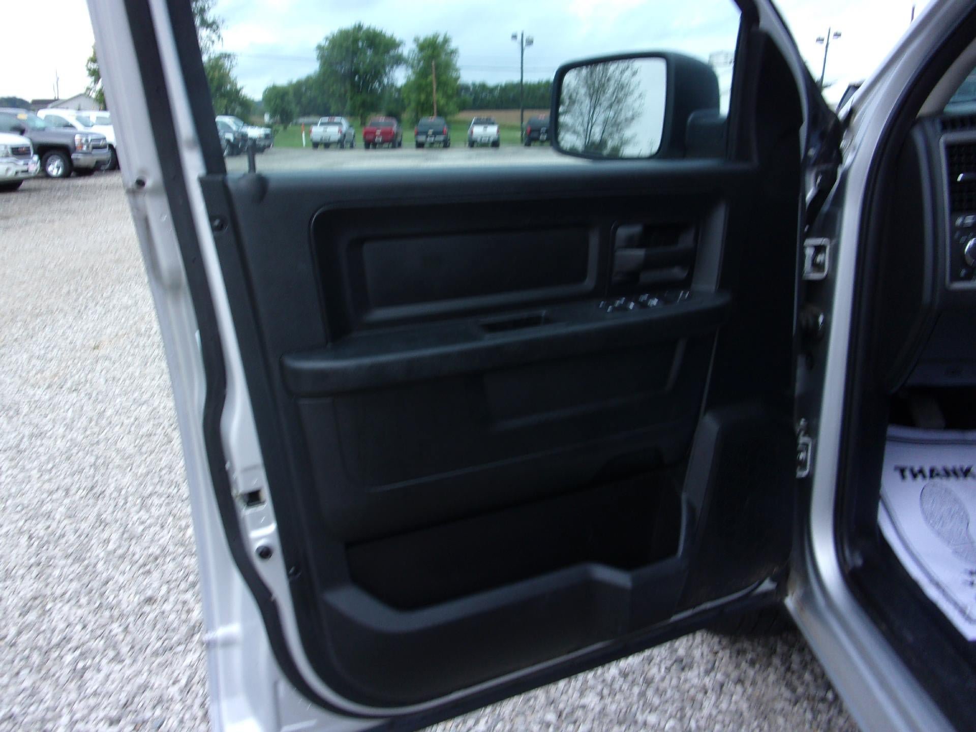 Used 2018 RAM 1500 Tradesman RWD image 9