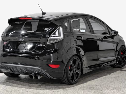 Used 2017 Ford Fiesta ST FWD image 6