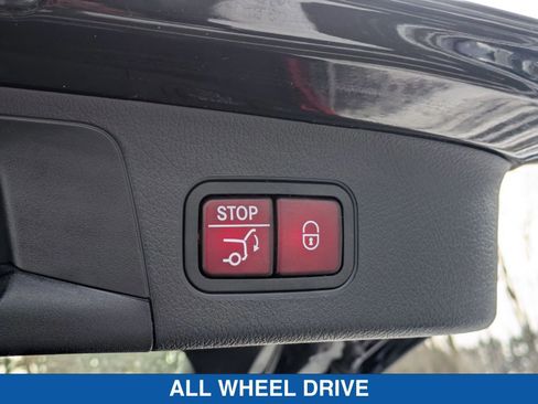 Used 2024 Mercedes-Benz GLA 35 AMG GLA 35 AMG image 31