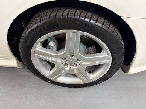 Used 2009 Mercedes-Benz CL 550 4MATIC image 11