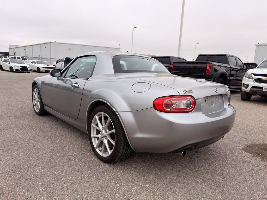 Used 2011 MAZDA MX-5 Miata Grand Touring w/ Premium Pkg RWD image 2