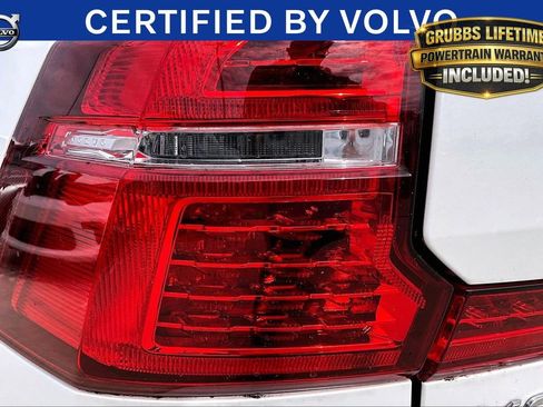 Certified 2023 Volvo XC60 B5 Ultimate w/ Protection Package Premier FWD image 41