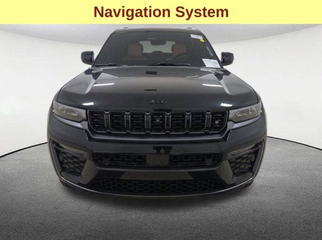 Used 2026 Jeep Grand Cherokee Summit w/ Obsidian Package AWD/4WD image 4