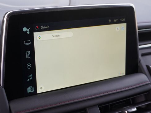 Used 2023 Chevrolet Suburban RST w/ Luxury Package image 12