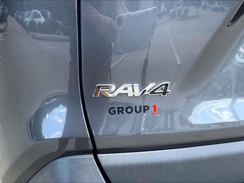Used 2024 Toyota RAV4 XLE w/ Convenience Package FWD image 33