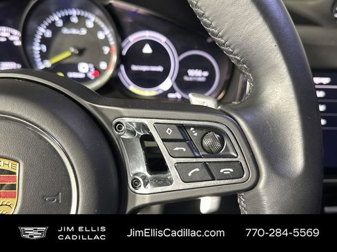 Used 2022 Porsche Cayenne Turbo S image 22