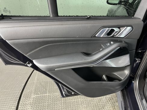 Certified 2025 BMW X5 M60i w/ Executive Package image 14