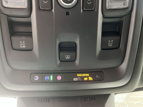 Certified 2023 Cadillac Escalade Sport AWD/4WD image 29