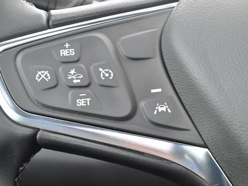 Used 2024 Chevrolet Equinox LT w/ LPO, Floor Liner Package FWD image 32