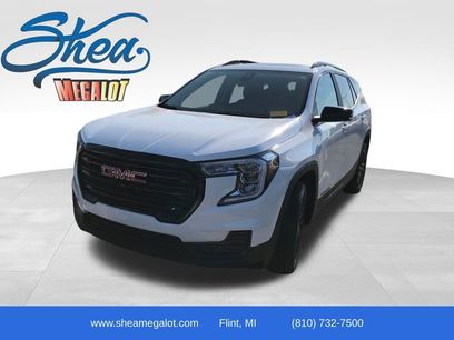 Used 2024 GMC Terrain SLE w/ Driver Convenience Package