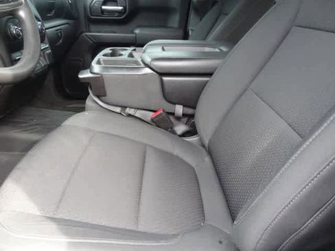Used 2021 Chevrolet Silverado 1500 Custom w/ Safety Confidence Package AWD/4WD image 8