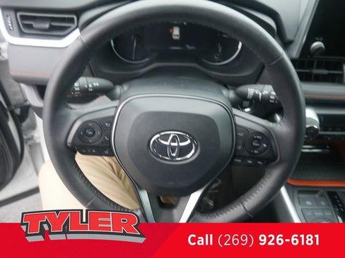 Used 2024 Toyota RAV4 Adventure image 28