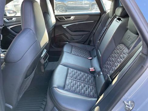 Used 2023 Audi RS 7 Sportback w/ Black Optic Package image 41