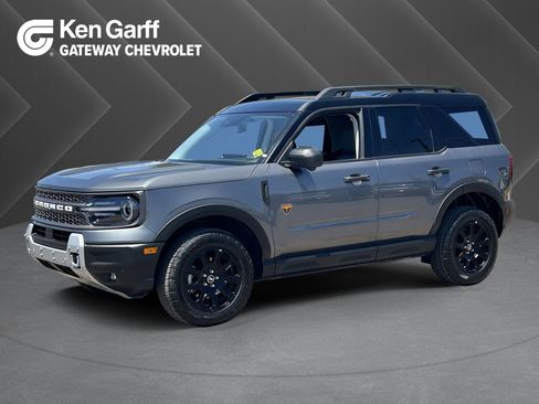 Used 2025 Ford Bronco Sport Badlands AWD/4WD image 1