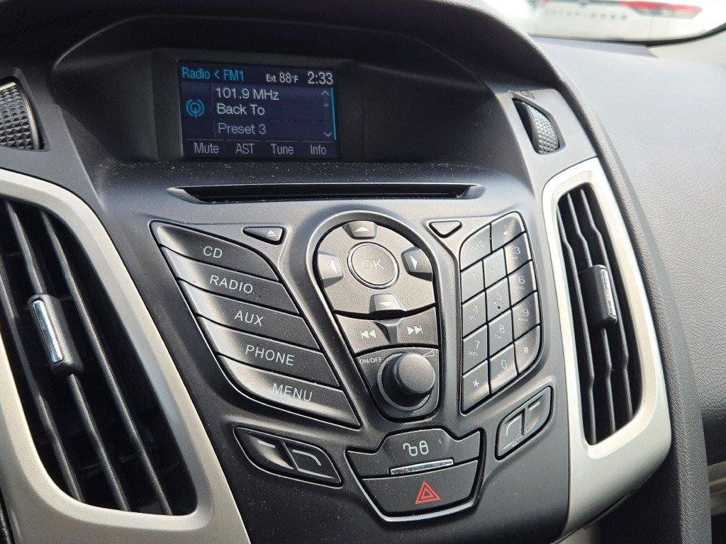Used 2012 Ford Focus SE FWD image 21