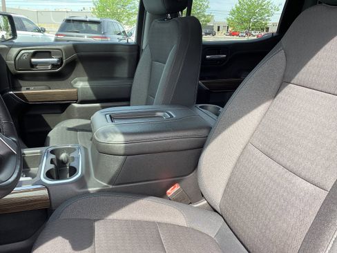 Used 2019 Chevrolet Silverado 1500 RST AWD/4WD image 12