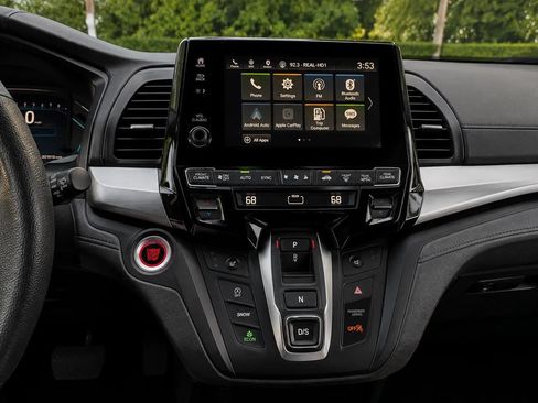 Used 2020 Honda Odyssey EX image 16