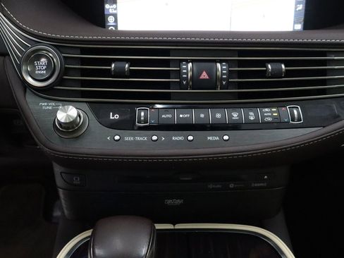 Used 2020 Lexus LS 500 w/ Interior Upgrade Package image 24