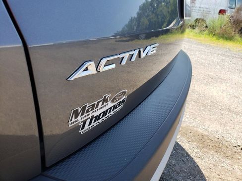 Used 2024 Ford Escape Active w/ Tech Pack #1 AWD/4WD image 10
