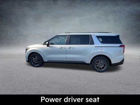 New 2026 Kia Carnival EX image 16