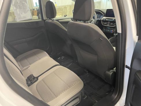 Used 2022 Ford Escape SE AWD/4WD image 29