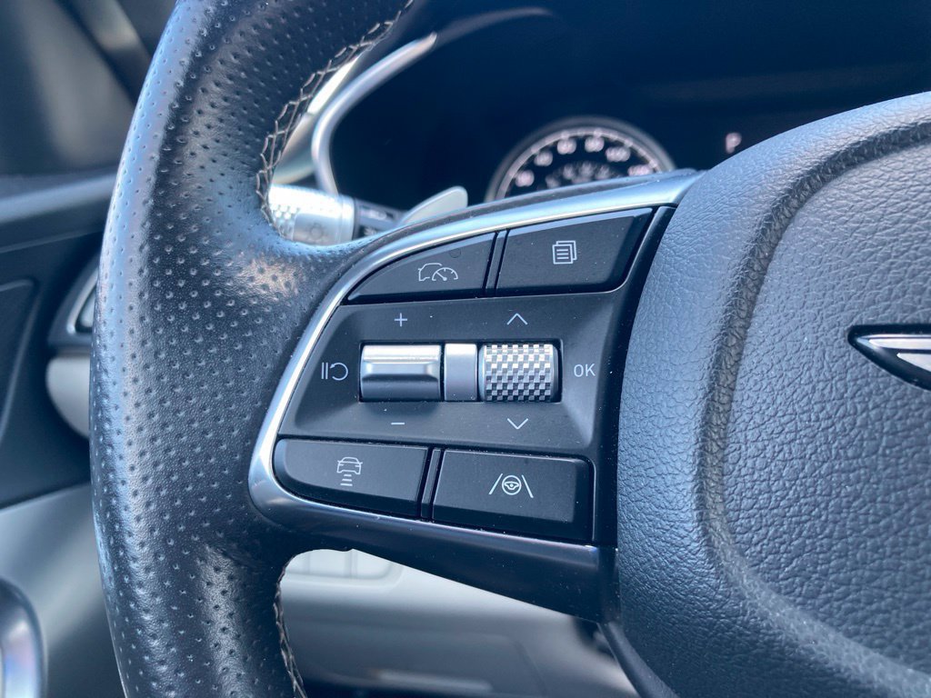 Used 2025 Genesis G70 2.5T RWD image 14