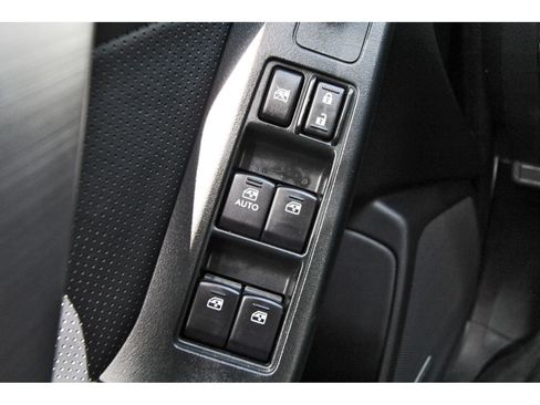 Used 2016 Subaru Forester 2.0XT Touring w/ Eyesight & Navigation System AWD/4WD image 20