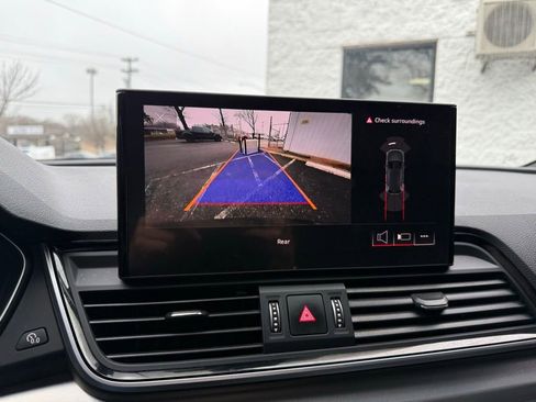 Used 2024 Audi Q5 2.0T Premium image 10